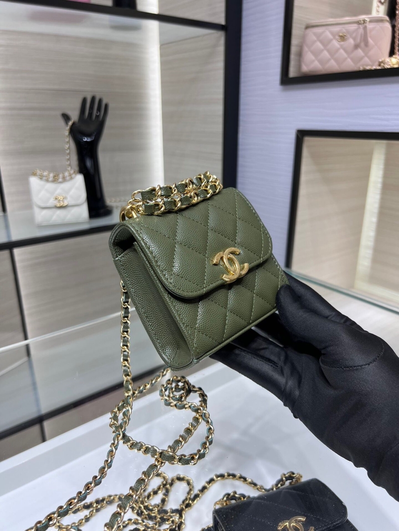 Chanel 19 Bags